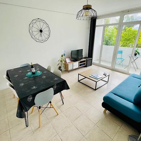 Luminous Apartment With Parking Near The City Center Cenon Kültér fotó