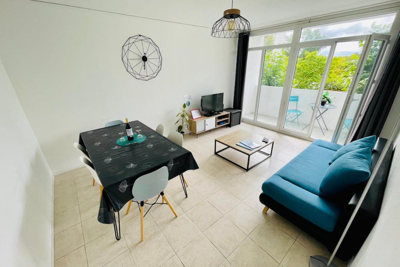 Luminous Apartment With Parking Near The City Center Cenon Kültér fotó