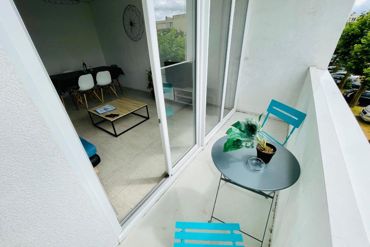 Luminous Apartment With Parking Near The City Center Cenon Kültér fotó