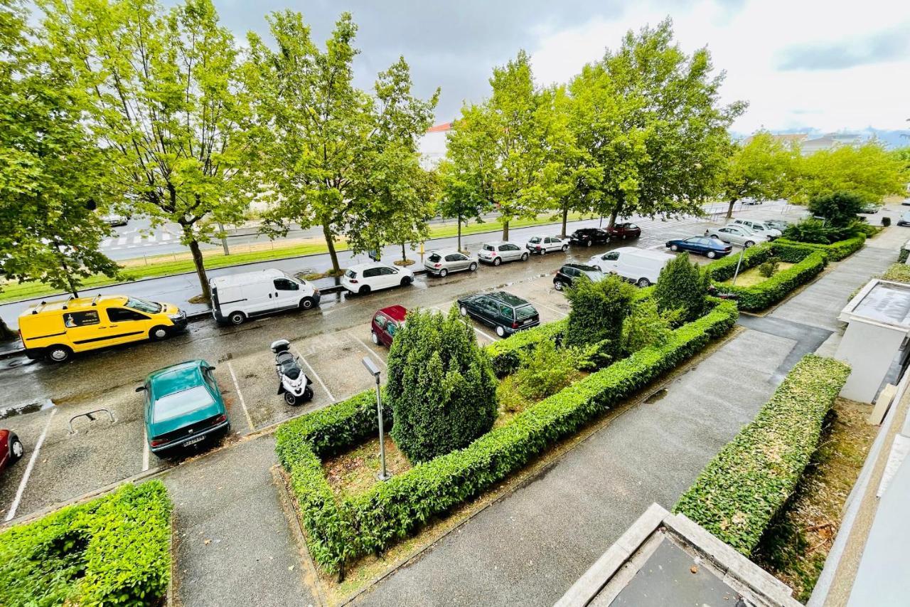 Luminous Apartment With Parking Near The City Center Cenon Kültér fotó