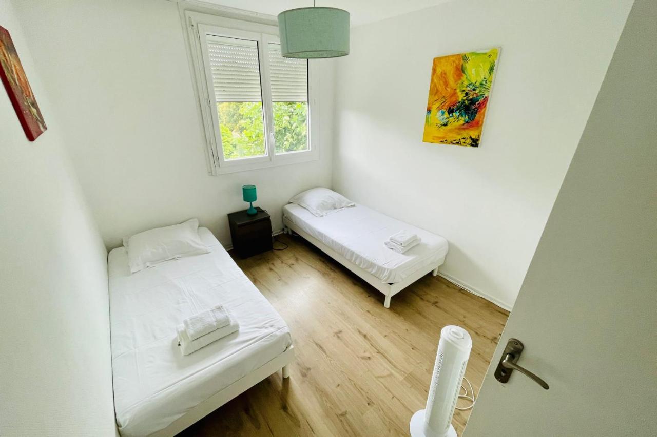 Luminous Apartment With Parking Near The City Center Cenon Kültér fotó